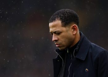 Liam Rosenior criticizes Chelsea team after 2-2 draw with Leeds Liam Rosenior criticizes Chelsea team after 2-2 draw with Leeds