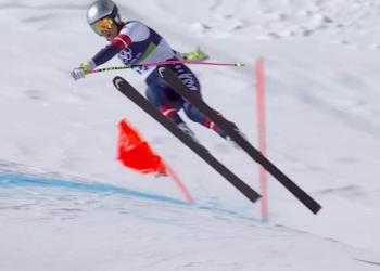 Lindsey Vonn stands by decision to race after crash Lindsey Vonn stands by decision to race after crash