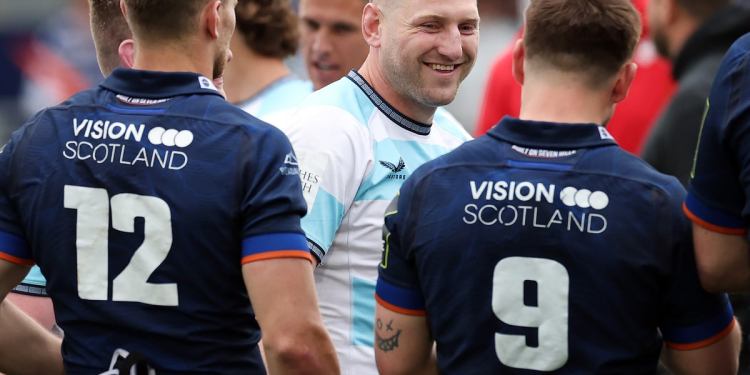 Finn Russell anticipates late hits in Bath vs Edinburgh match Finn Russell anticipates late hits in Bath vs Edinburgh match