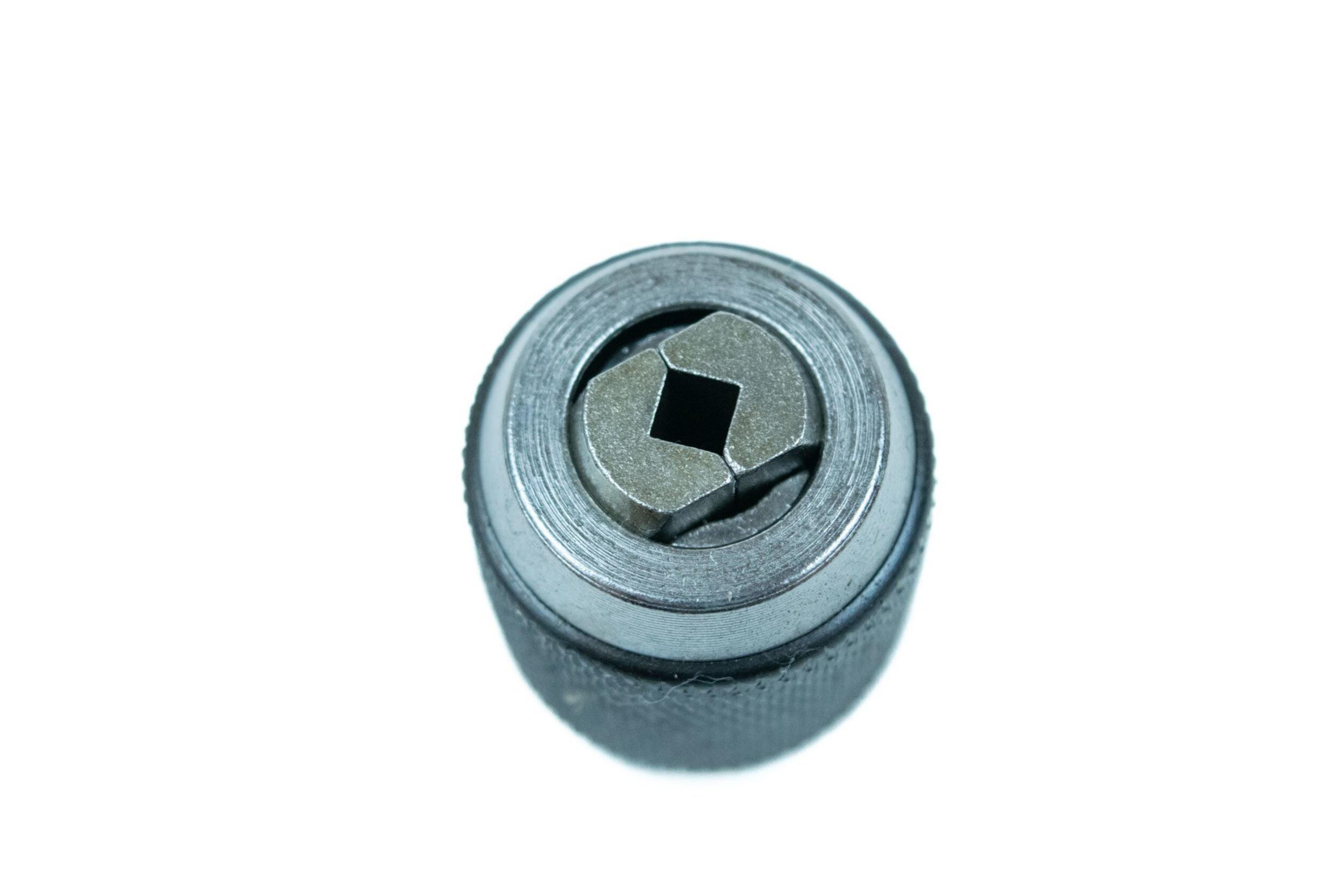 2 Piece Adjustable Tap Socket Set