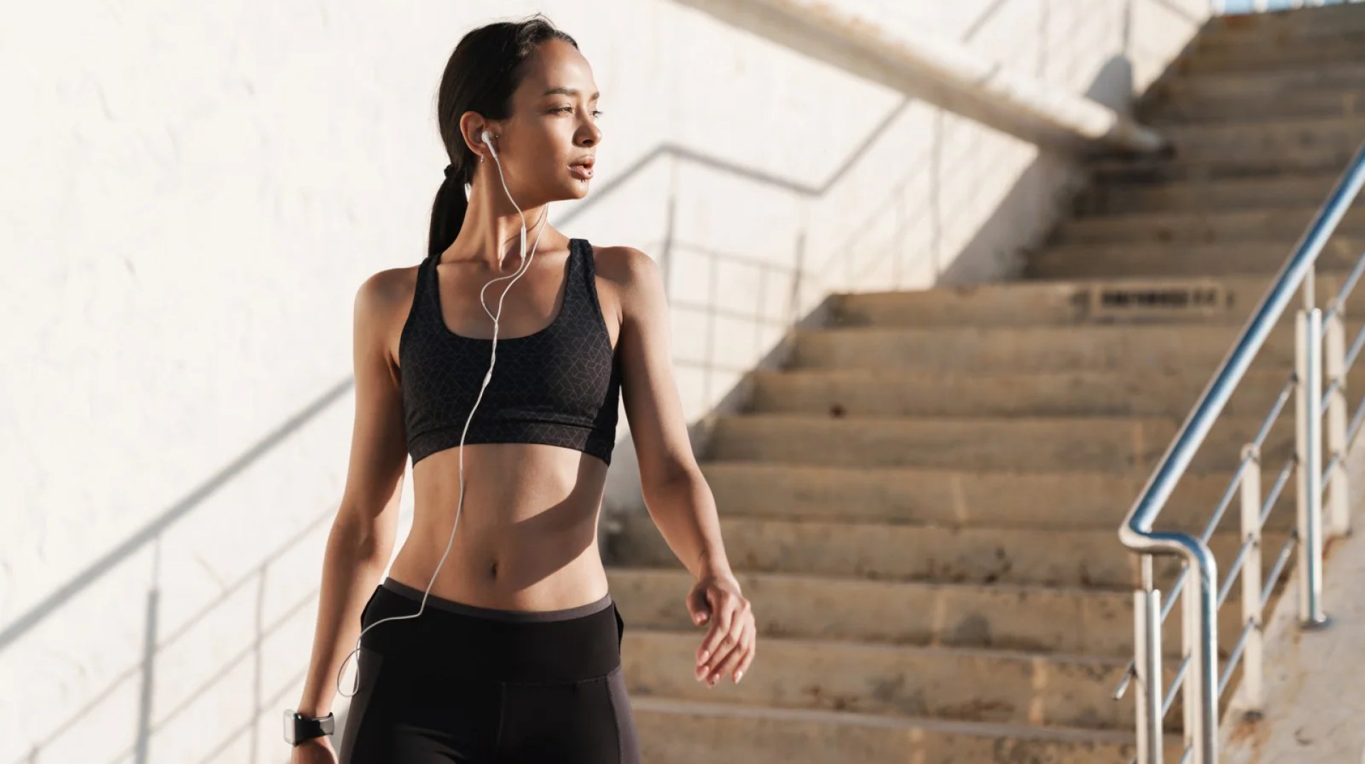 Your daily walk can be a secret ab workout only if you do this ONE thing! Your daily walk can be a secret ab workout only if you do this ONE thing!