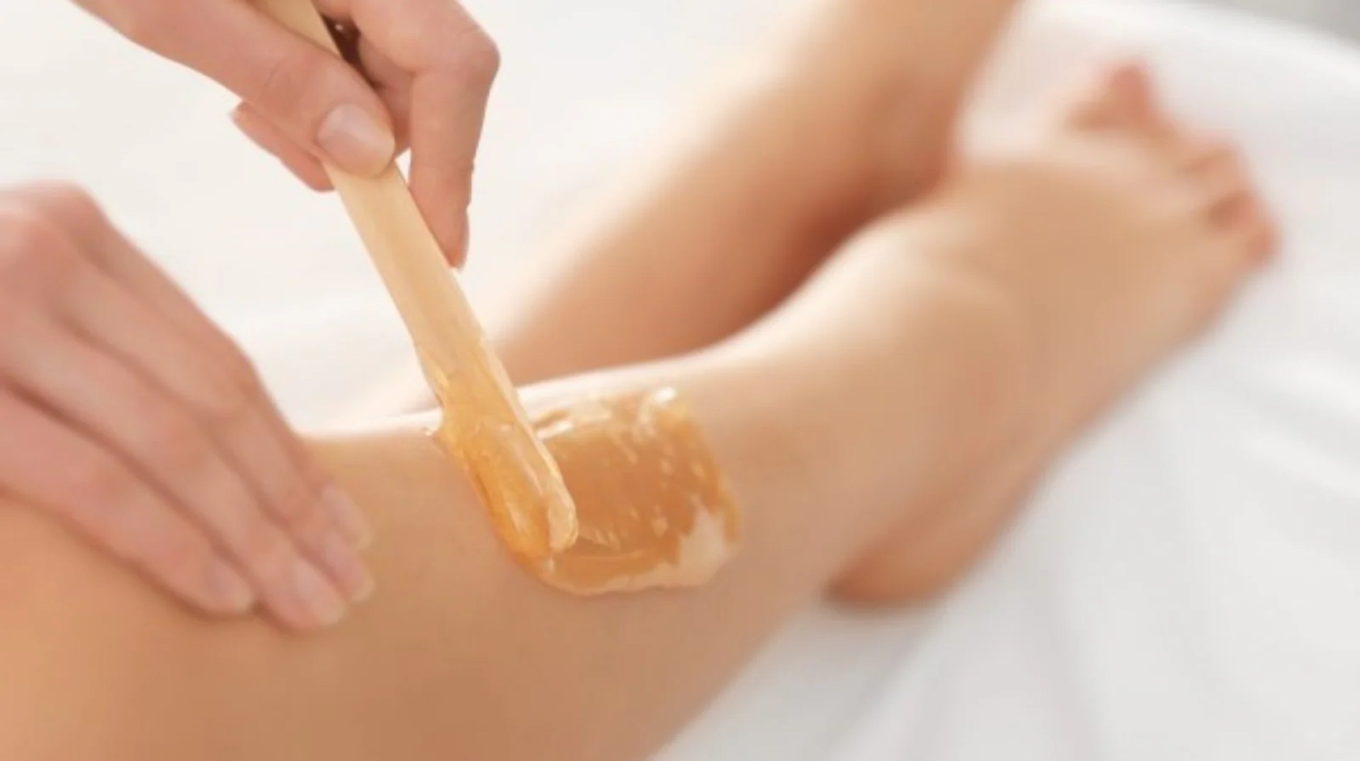 How to keep your skin smooth after waxing for hair removal How to keep your skin smooth after waxing for hair removal