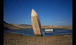 Lake Mead’s Sun-Baked Secrets: As Waters Recede, Ghosts of the Past Emerge Lake Mead’s Sun-Baked Secrets: As Waters Recede, Ghosts of the Past Emerge