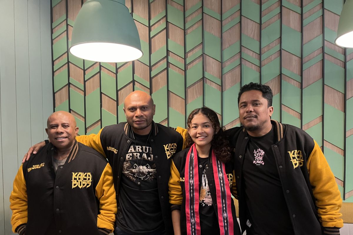 Pemeran “Kaka Boss” sambangi Ambon untuk promosikan film Pemeran “Kaka Boss” sambangi Ambon untuk promosikan film