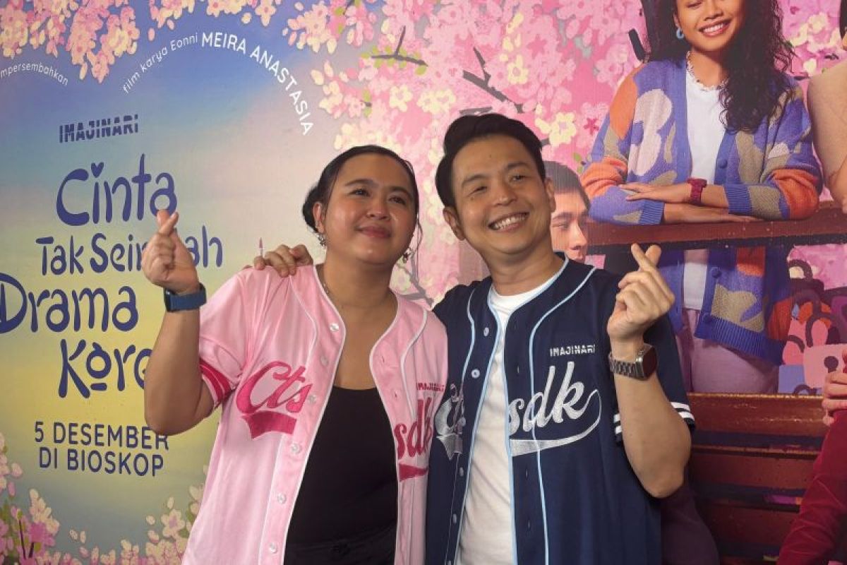 Meira Anastasia dan Ernest Prakasa kompak garap film terbaru “CTSDK” Meira Anastasia dan Ernest Prakasa kompak garap film terbaru “CTSDK”
