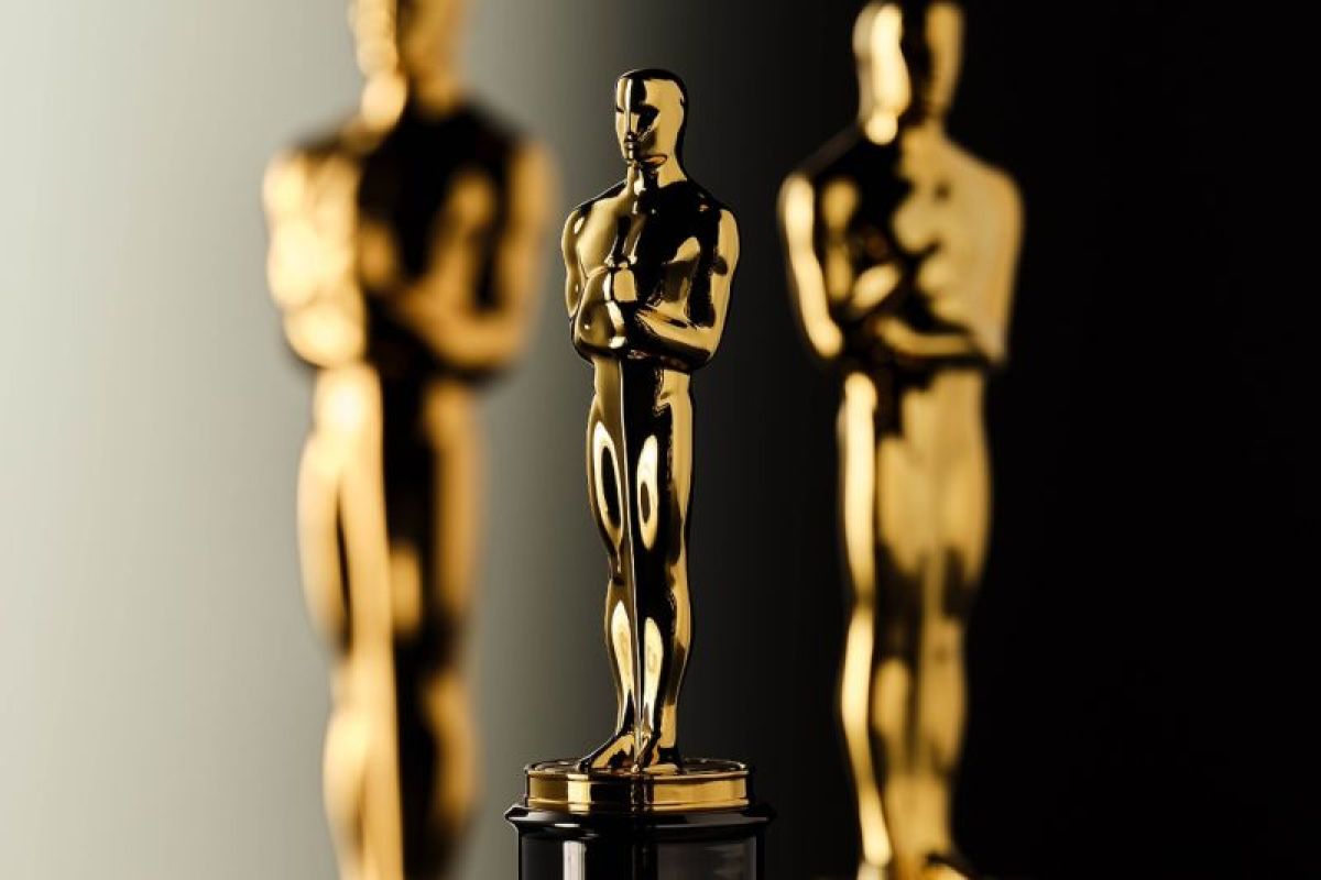 Sebastian Stan masuk nominasi Oscar berkat peran sebagai Donald Trump Sebastian Stan masuk nominasi Oscar berkat peran sebagai Donald Trump