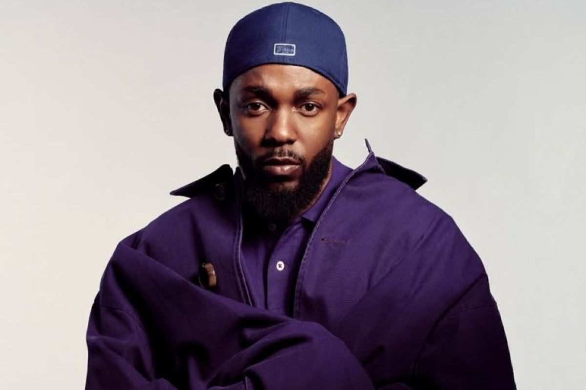 Kendrick Lamar berikan penampilan gemilang di babak pertama Super Bowl Kendrick Lamar berikan penampilan gemilang di babak pertama Super Bowl