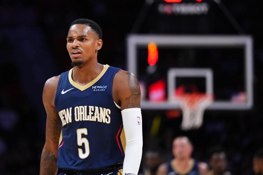 Dejounte Murray fractures hand in Pelicans debut, reportedly out 4-6 weeks Dejounte Murray fractures hand in Pelicans debut, reportedly out 4-6 weeks