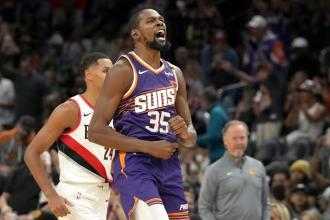 The Suns are off to a red-hot begin. The scary half? Their offense is not even buzzing but The Suns are off to a red-hot begin. The scary half? Their offense is not even buzzing but
