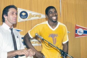 Legendary Lakers coach Pat Riley will obtain statue on Star Plaza outdoors enviornment, staff declares Legendary Lakers coach Pat Riley will obtain statue on Star Plaza outdoors enviornment, staff declares