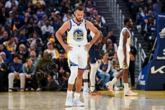 Warriors announce Stephen Curry has left ankle pressure, might be reevaluated Friday Warriors announce Stephen Curry has left ankle pressure, might be reevaluated Friday
