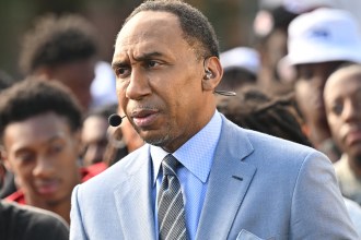 Stephen A. Smith says he would have 'immediately' taken swing at LeBron James had Lakers star touched him in confrontation Stephen A. Smith says he would have 'immediately' taken swing at LeBron James had Lakers star touched him in confrontation