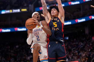 Shai Gilgeous-Alexander scores 52, but Warriors stun Thunder Shai Gilgeous-Alexander scores 52, but Warriors stun Thunder