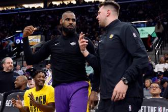 NBA trade deadline team grades: Lakers, Cavs, Spurs score high marks for bold moves in action-filled market NBA trade deadline team grades: Lakers, Cavs, Spurs score high marks for bold moves in action-filled market