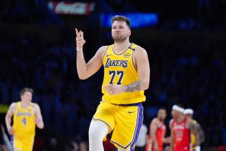 Luka Dončić joins LeBron James, Magic Johnson and Jerry West as only Lakers to post 30 points and 15 assists in a game Luka Dončić joins LeBron James, Magic Johnson and Jerry West as only Lakers to post 30 points and 15 assists in a game