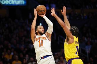 Jalen Brunson out at least 2 weeks after exiting Knicks-Lakers with ankle sprain Jalen Brunson out at least 2 weeks after exiting Knicks-Lakers with ankle sprain