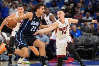 Magic outscore Heat 37–8 in 4th quarter, overcome 25-point deficit for 121–114 win Magic outscore Heat 37–8 in 4th quarter, overcome 25-point deficit for 121–114 win