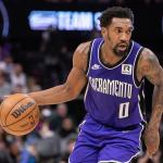 Kings' Malik Monk has dunk bounce out off his own head in wild blunder vs. Warriors Kings' Malik Monk has dunk bounce out off his own head in wild blunder vs. Warriors