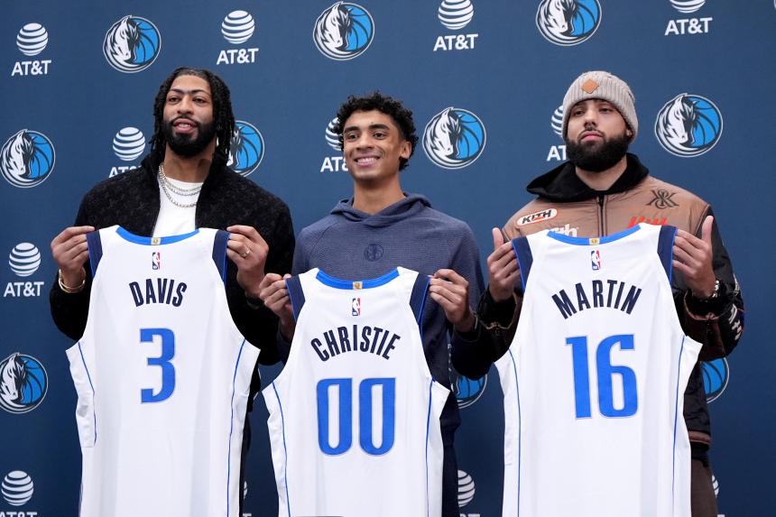 Anthony Davis intends to 'give life back' to Mavericks fans after shock of Luka Dončić trade Anthony Davis intends to 'give life back' to Mavericks fans after shock of Luka Dončić trade