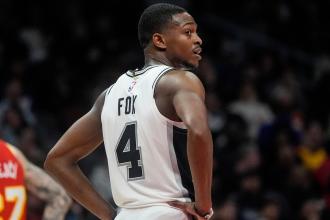 De'Aaron Fox's game-winning 3-pointer comes a fraction of a second too late De'Aaron Fox's game-winning 3-pointer comes a fraction of a second too late