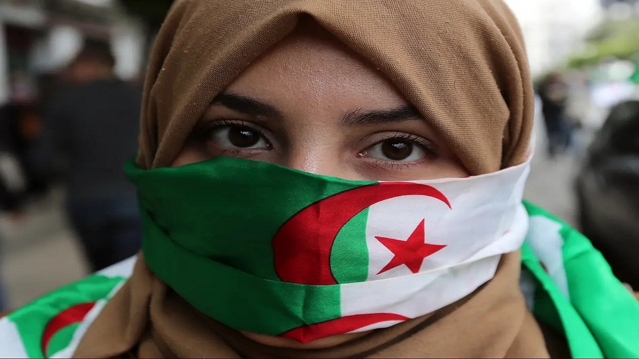 شروط التقدم لمنحة المرأة المنزلية في الجزائر من خلال الوكالة الوطنية للتشغيل لعام 2025 شروط التقدم لمنحة المرأة المنزلية في الجزائر من خلال الوكالة الوطنية للتشغيل لعام 2025