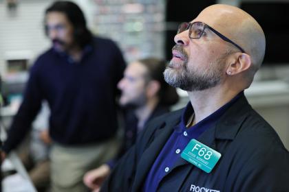 S&P 500, Dow, Nasdaq little changed as US and China reboot trade talks S&P 500, Dow, Nasdaq little changed as US and China reboot trade talks