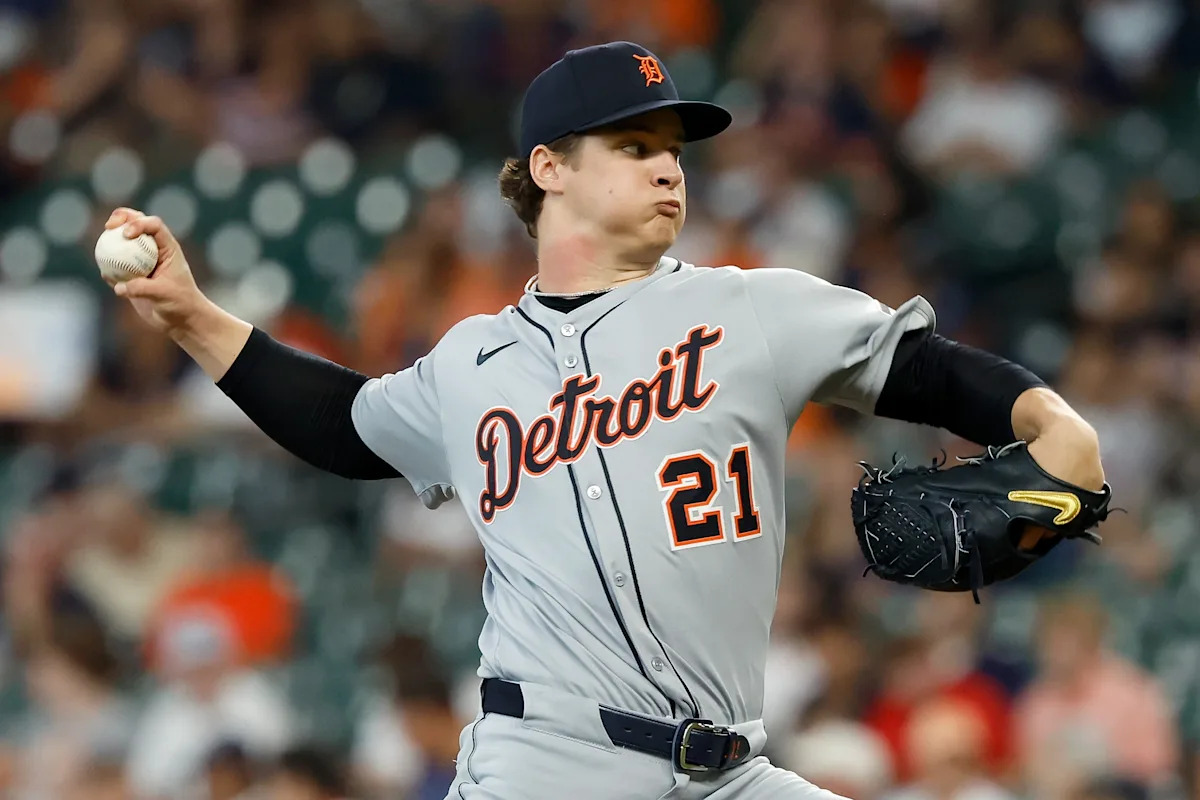 Tigers pitcher Jackson Jobe goes to IL with Grade 1 flexor tendon strain in right elbow Tigers pitcher Jackson Jobe goes to IL with Grade 1 flexor tendon strain in right elbow