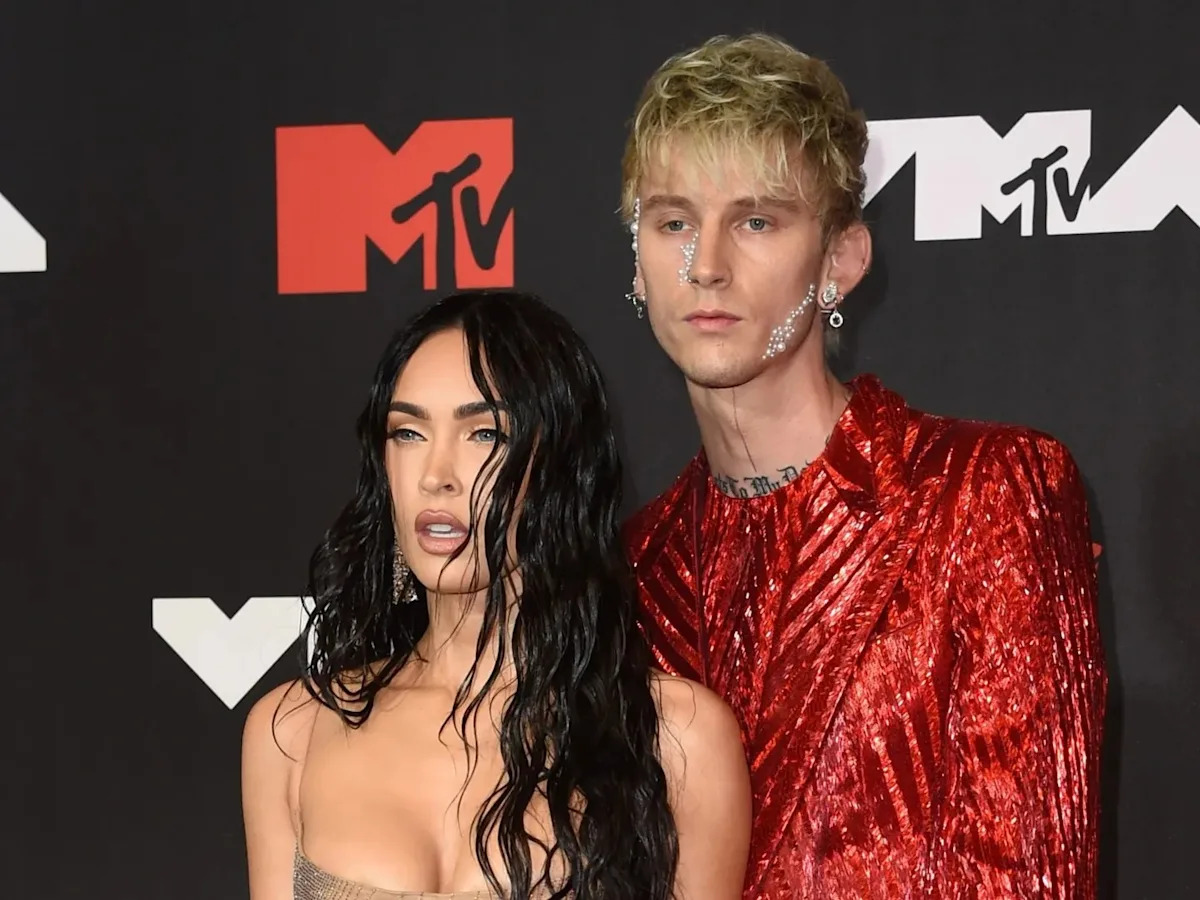 Megan Fox & Machine Gun Kelly’s First Photo of Daughter Saga Shows She’s a Rockstar in the Making Megan Fox & Machine Gun Kelly’s First Photo of Daughter Saga Shows She’s a Rockstar in the Making
