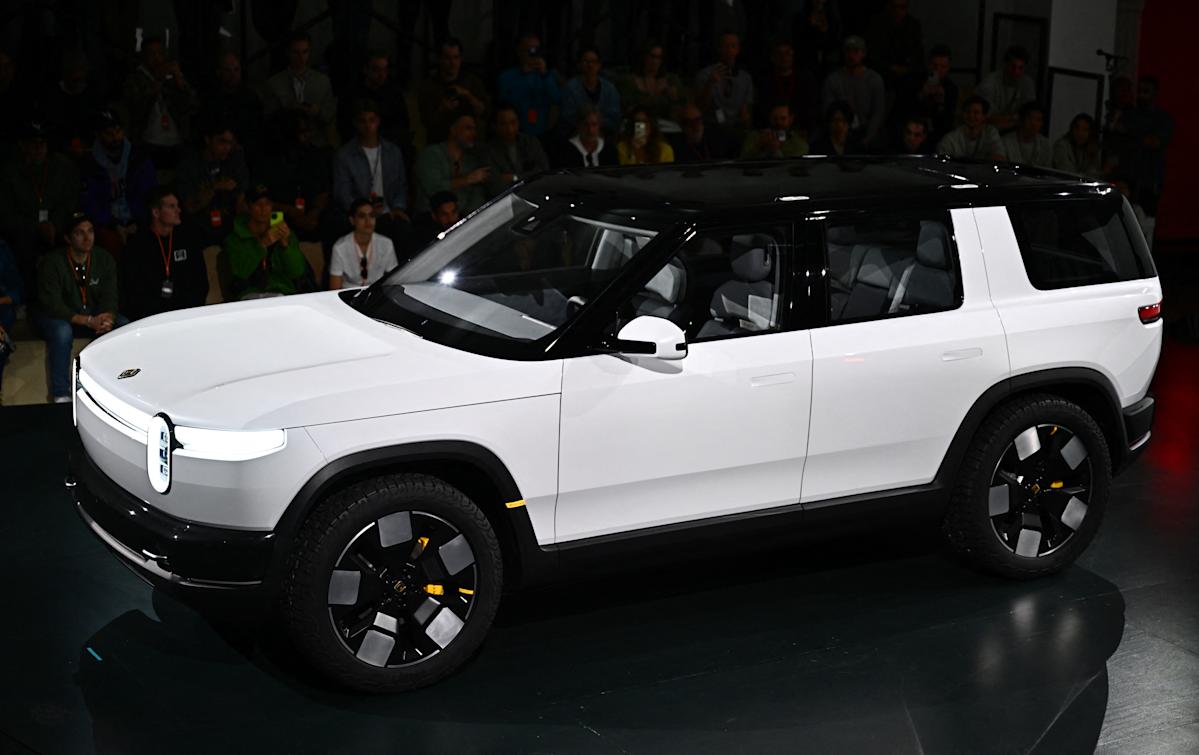 Rivian stock surges over 20% after Q3 beat, R2 midsize SUV on track for 2026 Rivian stock surges over 20% after Q3 beat, R2 midsize SUV on track for 2026
