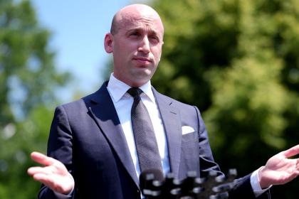 Stephen Miller Seems Unfazed by Wife Leaving With Musk Stephen Miller Seems Unfazed by Wife Leaving With Musk