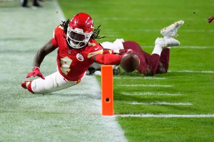 Commanders vs. Chiefs: Kansas City has little second-half trouble with Washington and its backup QB in 28-7 victory at Arrowhead Commanders vs. Chiefs: Kansas City has little second-half trouble with Washington and its backup QB in 28-7 victory at Arrowhead