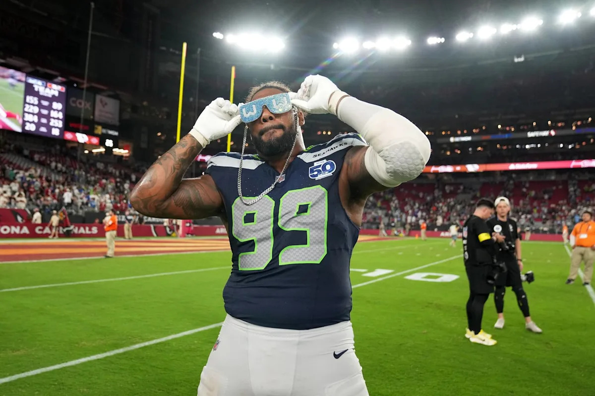 Sack-happy Seahawks using balanced attack to torment quarterbacks Sack-happy Seahawks using balanced attack to torment quarterbacks