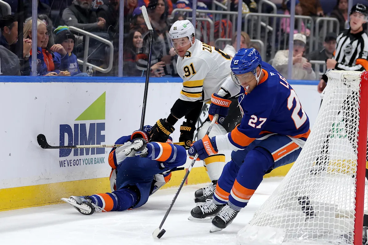 Nikita Zadorov Trolls Islanders & Fans After Schaefer Scrum Nikita Zadorov Trolls Islanders & Fans After Schaefer Scrum