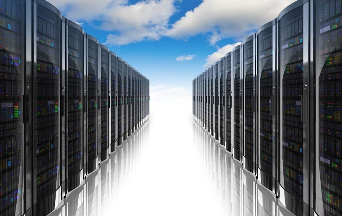 CoreWeave Stock Soars on B Data Center Deal With Applied Digital CoreWeave Stock Soars on B Data Center Deal With Applied Digital