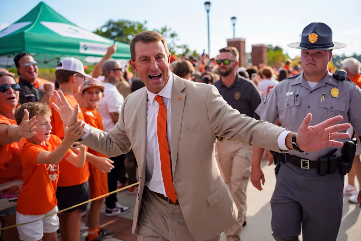 College football live scores, games: LSU vs. Clemson College football live scores, games: LSU vs. Clemson