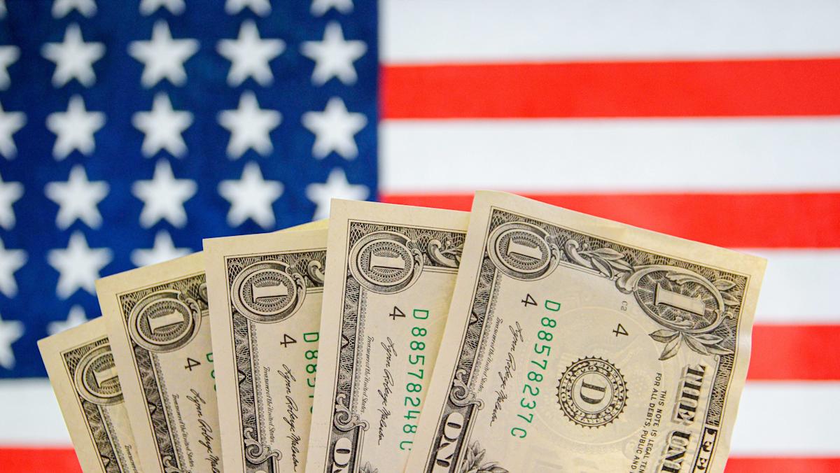 What a strong dollar actually means for the economy What a strong dollar actually means for the economy