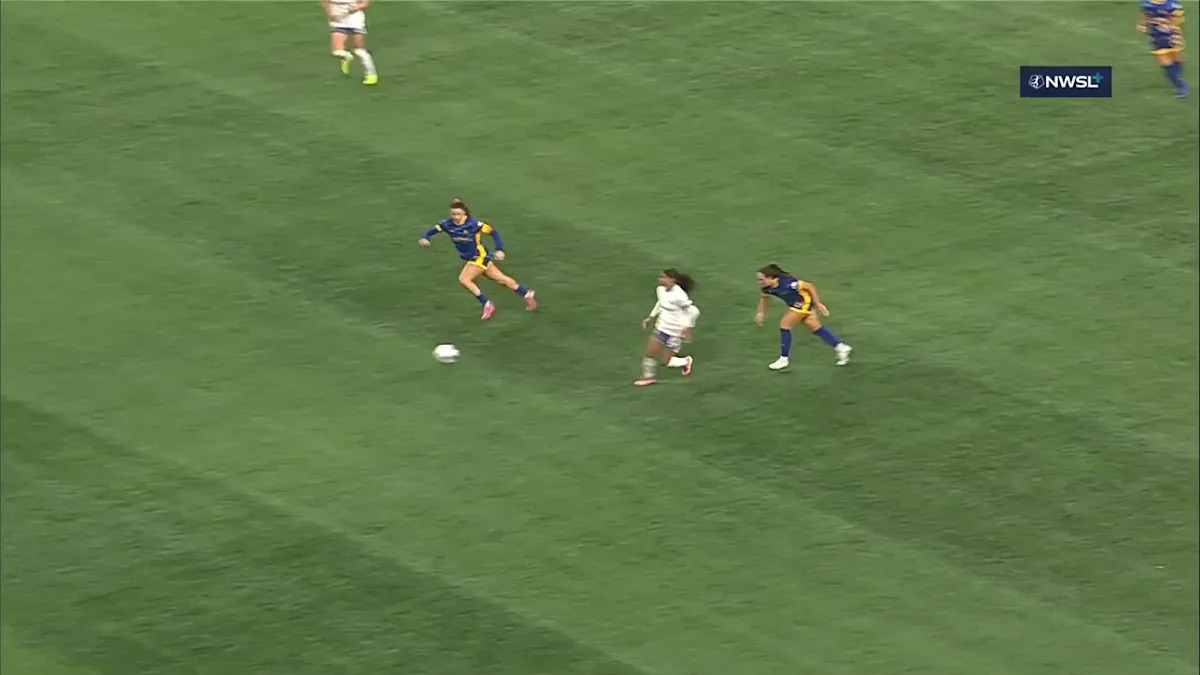 Paige Monaghan with a Spectacular Goal vs. Seattle Reign Paige Monaghan with a Spectacular Goal vs. Seattle Reign