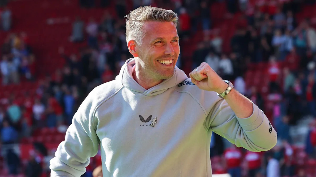 Edwards named manager of the month for August Edwards named manager of the month for August