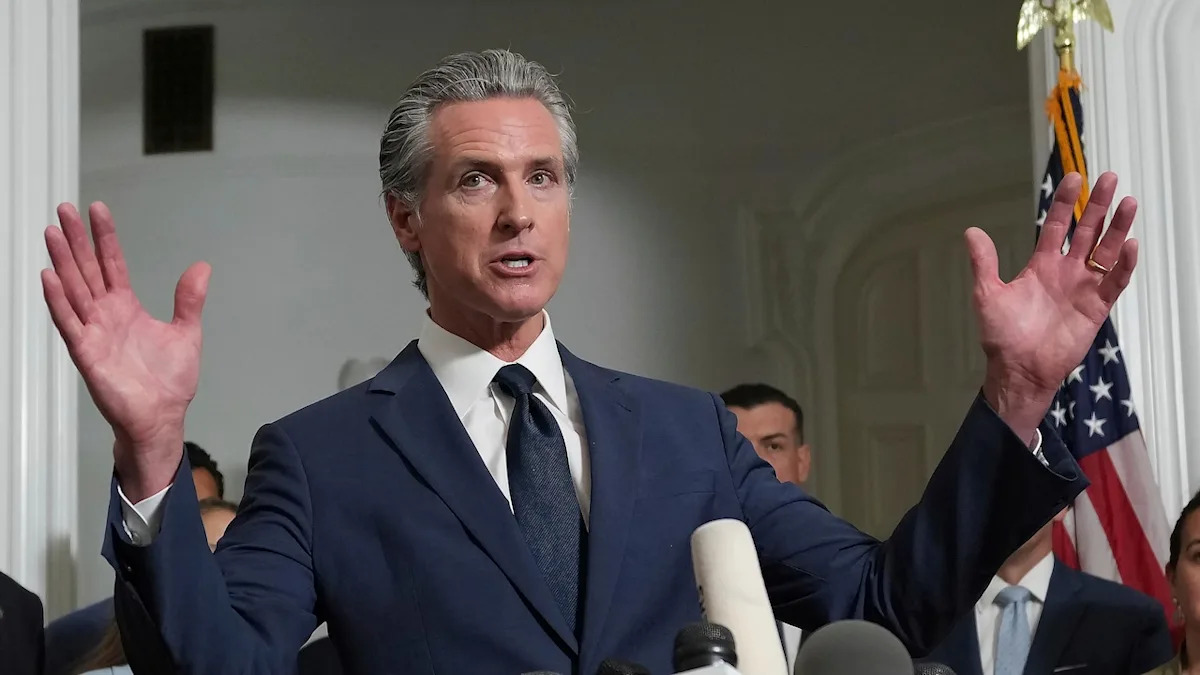 Fox New host roasts Gavin Newsom for stealing Trump’s ‘style’ Fox New host roasts Gavin Newsom for stealing Trump’s ‘style’