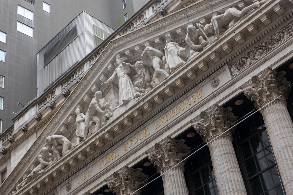 Dow, S&P 500, Nasdaq rise as PCE inflation data meets expectations Dow, S&P 500, Nasdaq rise as PCE inflation data meets expectations