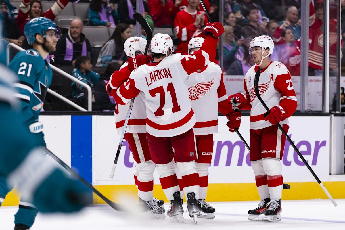 Red Wings Surrender Late Goal But Outlast Sharks In Shootout Red Wings Surrender Late Goal But Outlast Sharks In Shootout