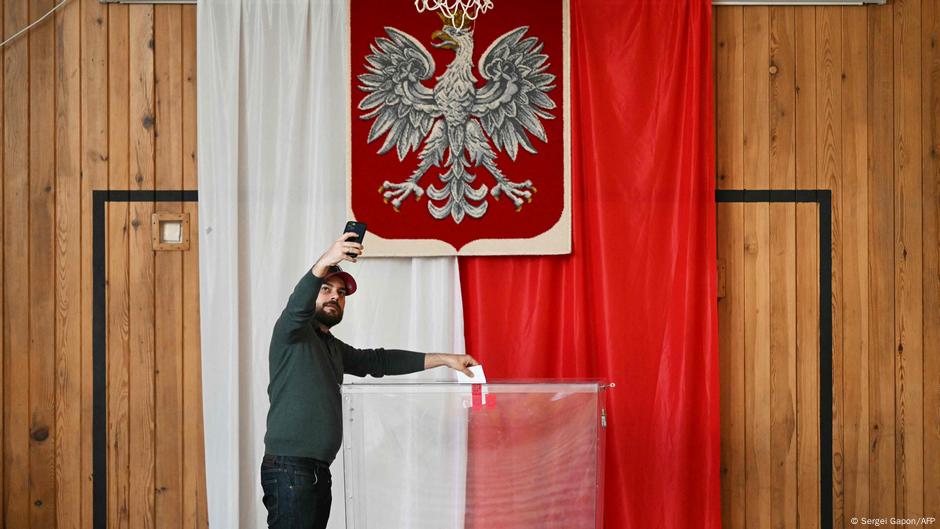 Polls open in tight presidential runoff – DW – 06/01/2025 Polls open in tight presidential runoff – DW – 06/01/2025