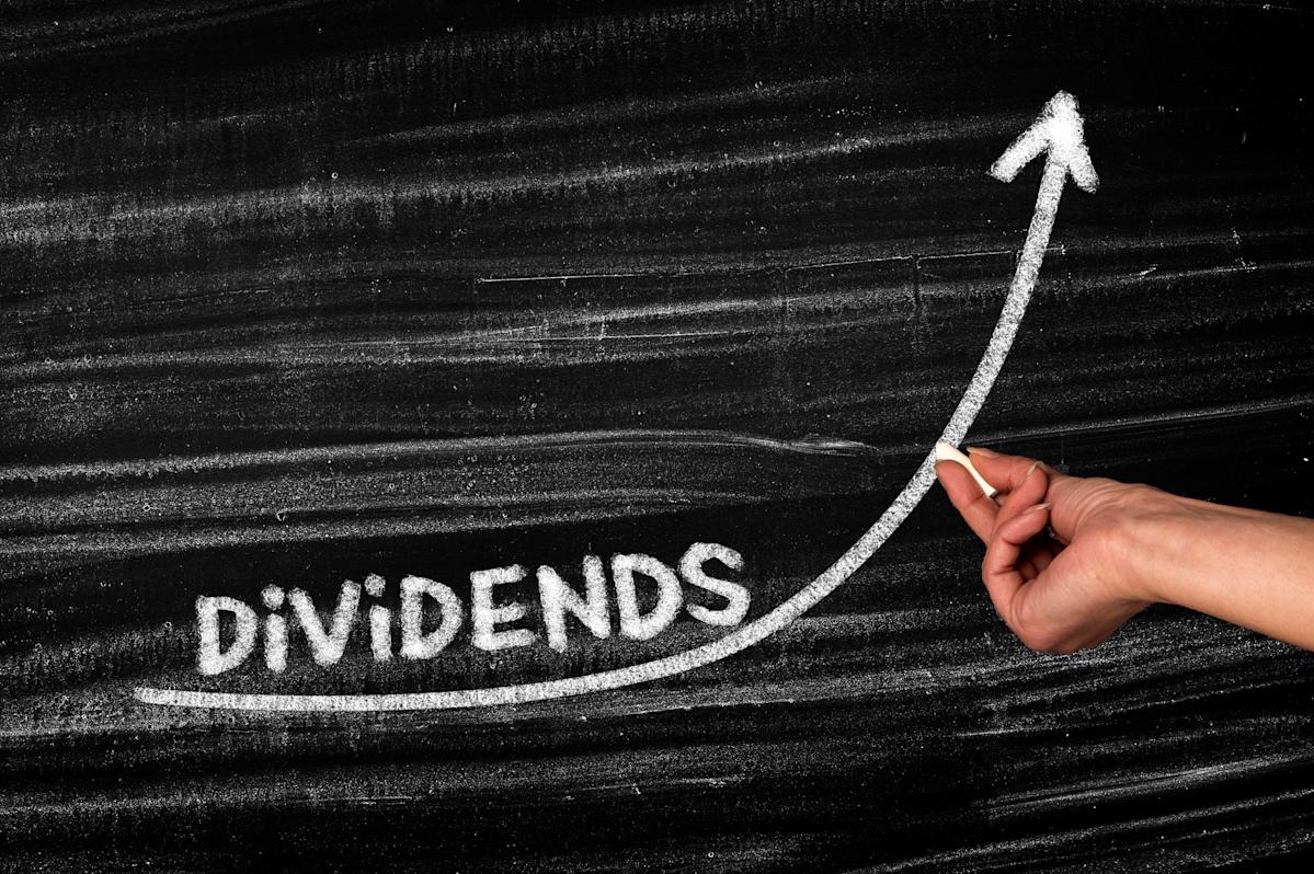 3 Supercharged Dividend Stocks to Buy If There’s a Store Marketplace Promote-Off 3 Supercharged Dividend Stocks to Buy If There’s a Store Marketplace Promote-Off