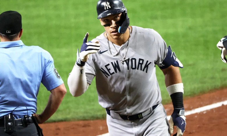 Aaron Judge becomes the 4th player in the history of the MLB to publish 4 seasons of 50 hours Aaron Judge becomes the 4th player in the history of the MLB to publish 4 seasons of 50 hours