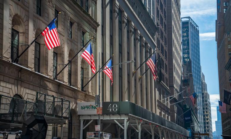 Dow, S&P 500 and Nasdaq rise, gold rally roars as Fed minutes signal further rate cuts in 2025 Dow, S&P 500 and Nasdaq rise, gold rally roars as Fed minutes signal further rate cuts in 2025