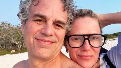 Mark Ruffalo celebrates the 25th wedding anniversary with his Sunrise wife by sharing a sincere post and photos backwards Mark Ruffalo celebrates the 25th wedding anniversary with his Sunrise wife by sharing a sincere post and photos backwards