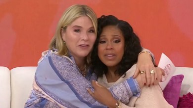 Sheinelle Jones cries with Jenna Bush Hager during the organization of the beginnings Sheinelle Jones cries with Jenna Bush Hager during the organization of the beginnings