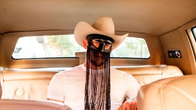Orville Peck Teases Upcoming EP With Reflective Single “Drift Away” Orville Peck Teases Upcoming EP With Reflective Single “Drift Away”