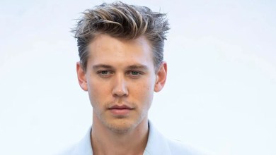 Austin Butler slammed after revealing that the production crew found it on the set again in its underwear Austin Butler slammed after revealing that the production crew found it on the set again in its underwear