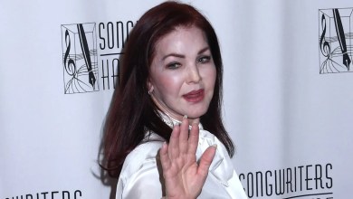 “ Broke ” Priscilla Presley accused of “burning millions with” sumptuous lifestyle “in a new trial “ Broke ” Priscilla Presley accused of “burning millions with” sumptuous lifestyle “in a new trial